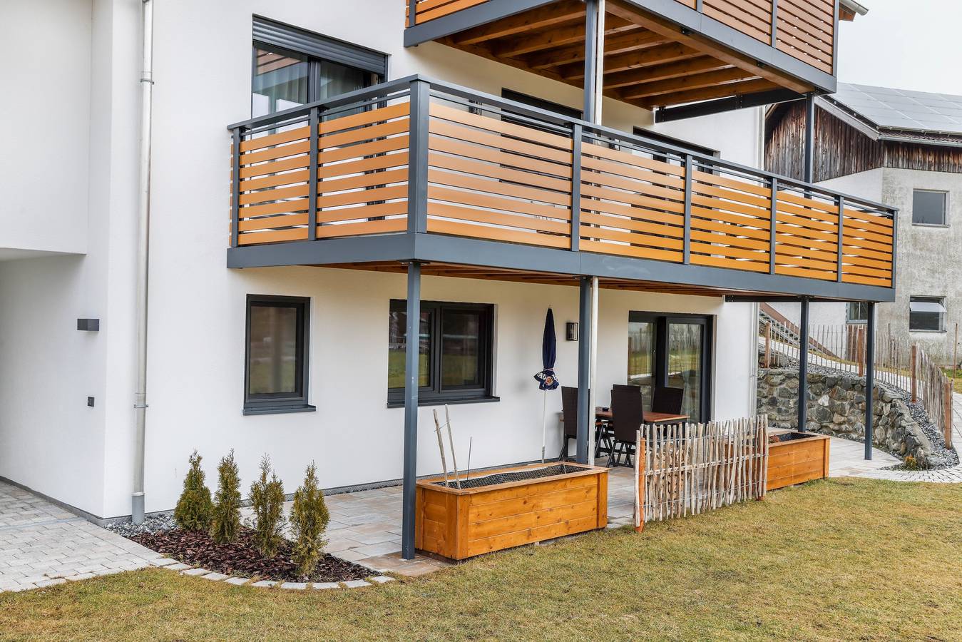 Ganze Wohnung, Ferienwohnung „Alpenvorland“ mit Bergblick, Terrasse, Wlan und inkl. Königscard in Seeg, Bayerisch Schwaben