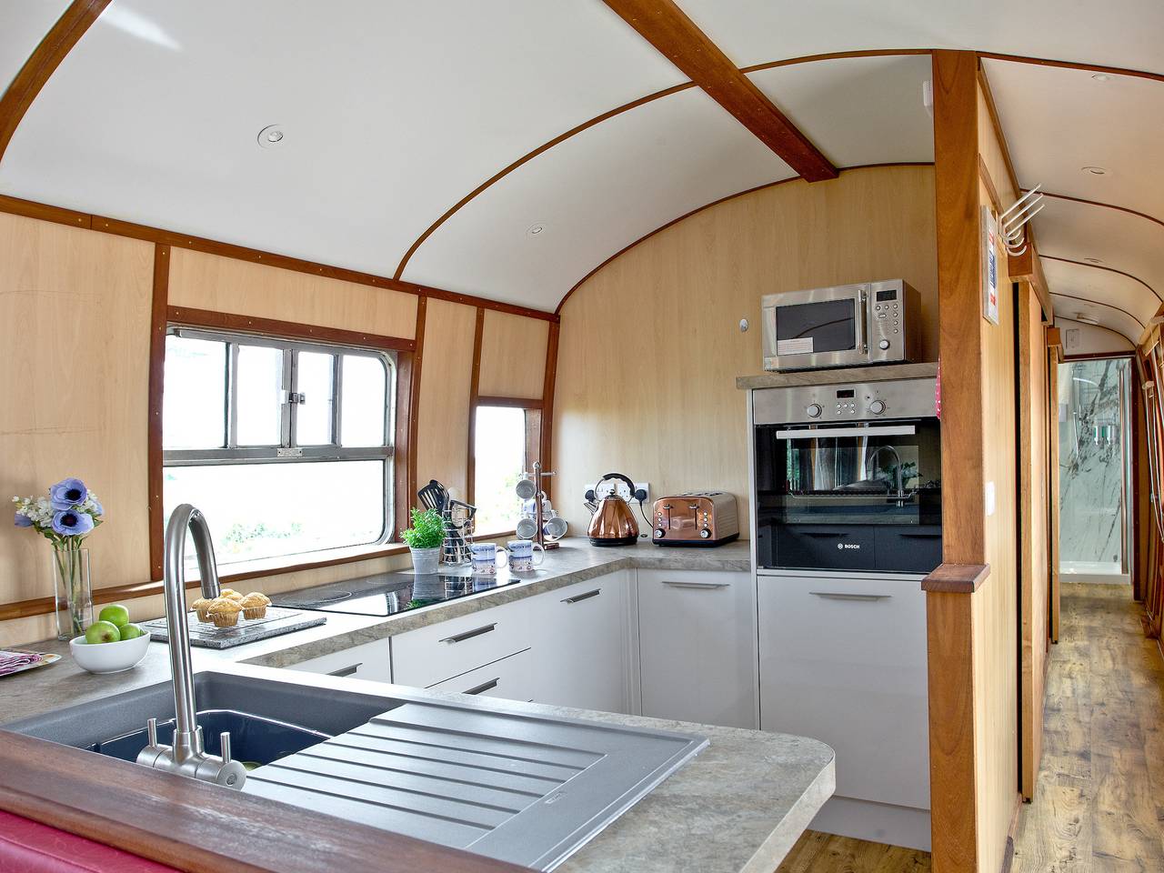 Brunel Boutique Railway Carriage 3 in Dawlish Warren, Dawlish