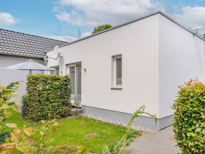Ferienwohnung für 2 Personen, mit Terrasse und Garten sowie Seeblick in Kamminke - 2