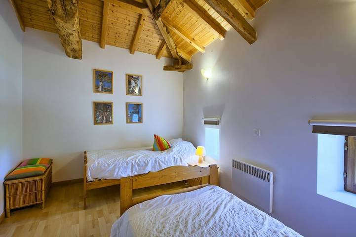 3 camere da letto vecchia casa di pietra nel cuore di una riserva naturale in Auriolles, Langon e dintorni