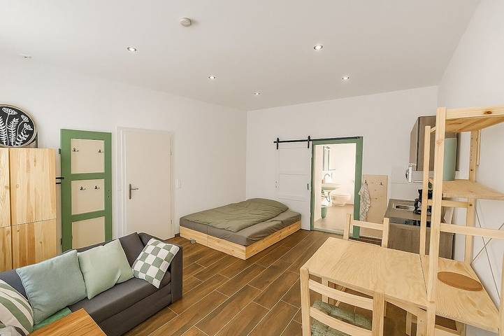 Ganze Wohnung, Felsenhöhle - moderne und zentrale Ferienwohnung im Herzen von Wunsiedel in Wunsiedel, Landkreis Wunsiedel im Fichtelgebirge