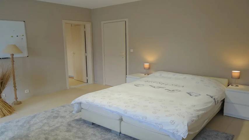 Gîte pour 9 personnes, avec terrasse dans Oostduinkerke - 4
