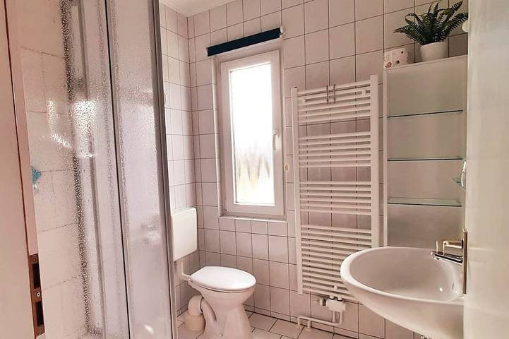 Bungalow für 2 Personen, mit Terrasse und Garten in Ückeritz - 4