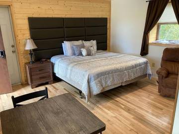 Log Cabin for 2 Guests in Bethlehem, Grafton County, Picture 1
