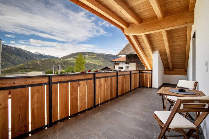 Hel lejlighed, Ferielejlighed for 4 personer med have in Rodeneck, Dolomiti Superski