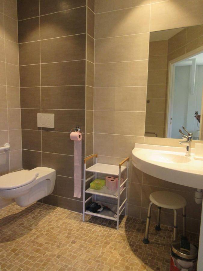 Location de vacances pour 3 personnes, avec vue ainsi que jardin et piscine à Saint-Vincent-le-Paluel - 2