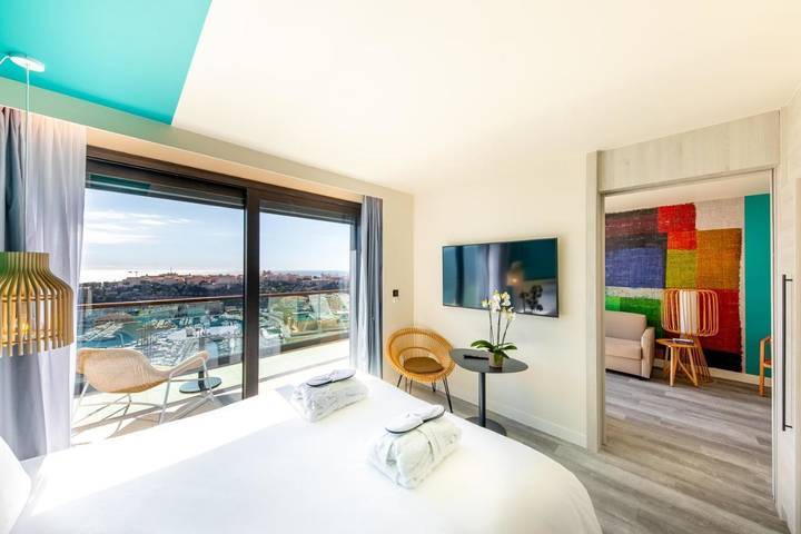 Hôtel pour 3 personnes, avec sauna ainsi que jardin et terrasse à Monaco - 2