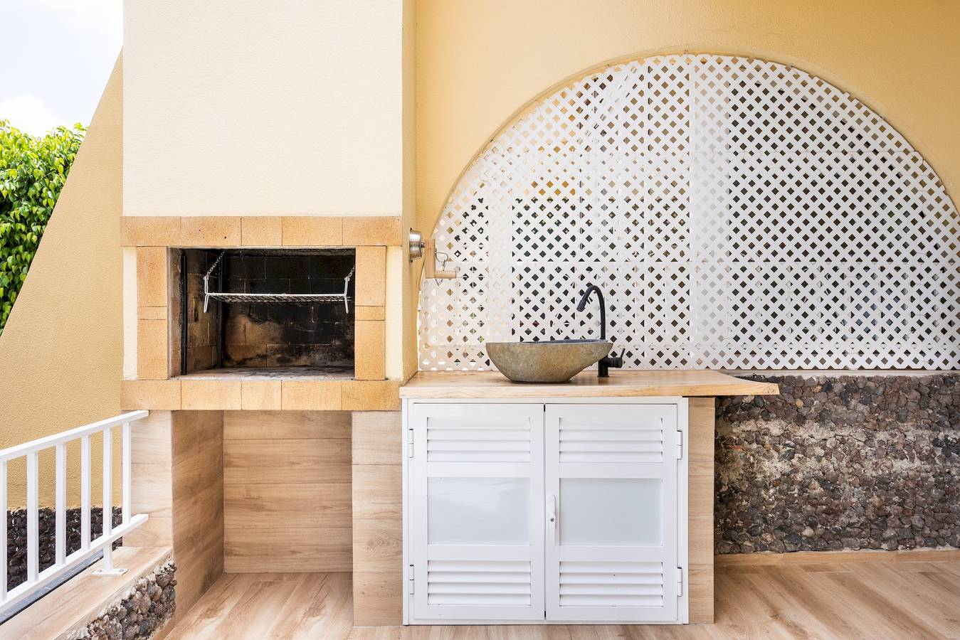 Entire apartment, Home2Book Stylish Apt Fañabé, Bbq Terrace & Pool in San Eugenio Alto, Adeje