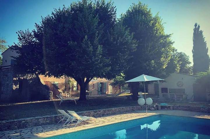 Villa for 8 people, with garden - 1