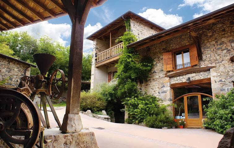 Location de vacances pour 8 personnes, avec Jardin dans Ouroux, Région de Villefranche-sur-Saône