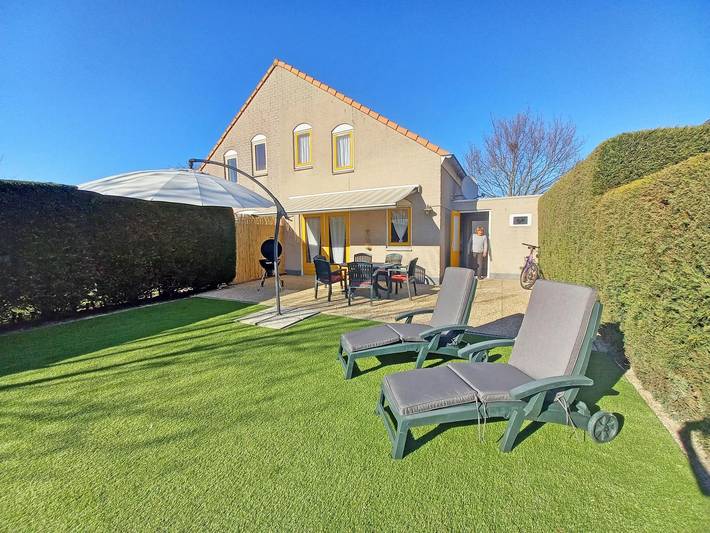 Bungalow voor 6 personen, met terras en tuin in Zeeuws-Vlaanderen