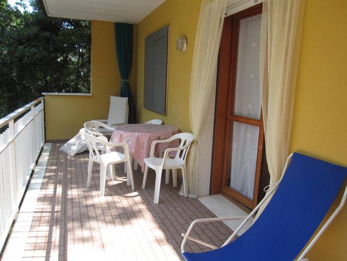 Ferienwohnung für 6 Personen, mit Balkon/Terrasse und Ausblick in Grado Pineta