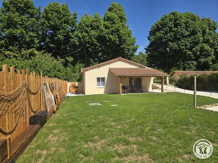 Gîte für 6 Personen, mit Terrasse und Garten sowie Ausblick