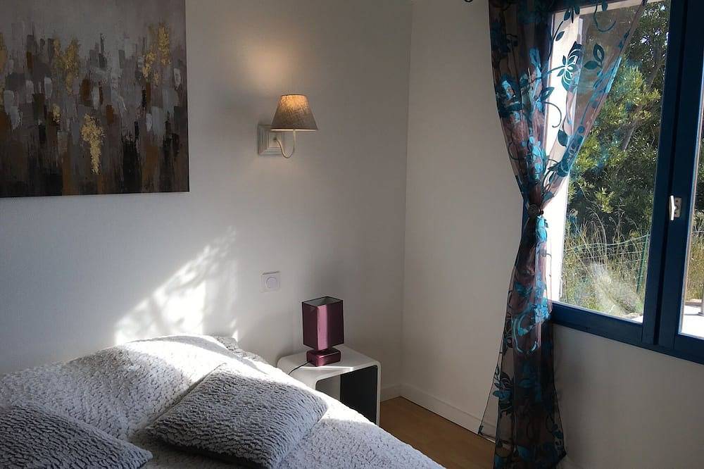 Quiet cottage + pool, for 3 pers. in Lézignan-Corbières, Narbonne region