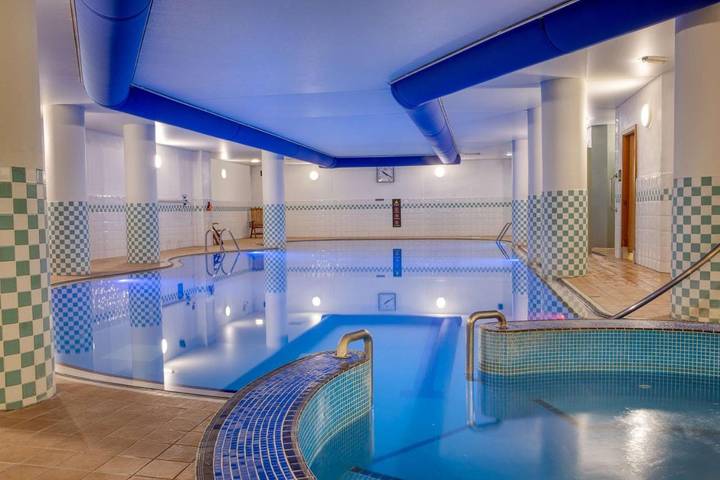 Hotel for 2 people, with pool and sauna, with pets - 1