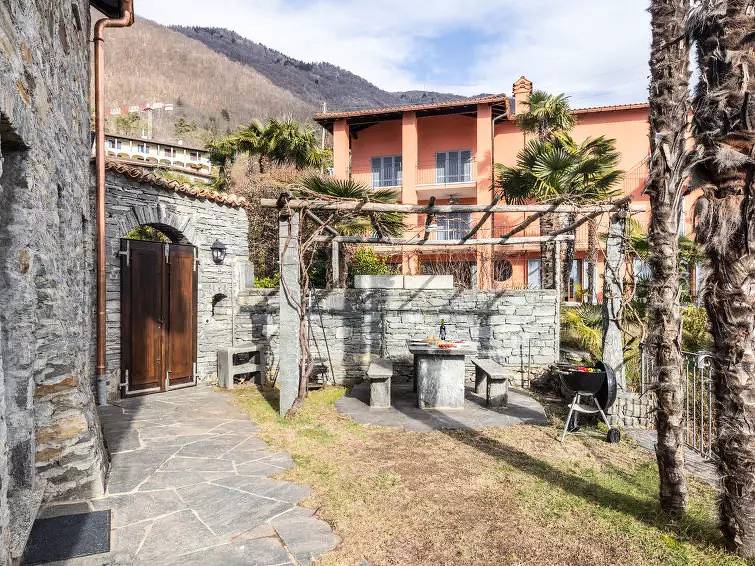 Maison 4 Personnes in Monte Brè sopra Locarno, Locarno