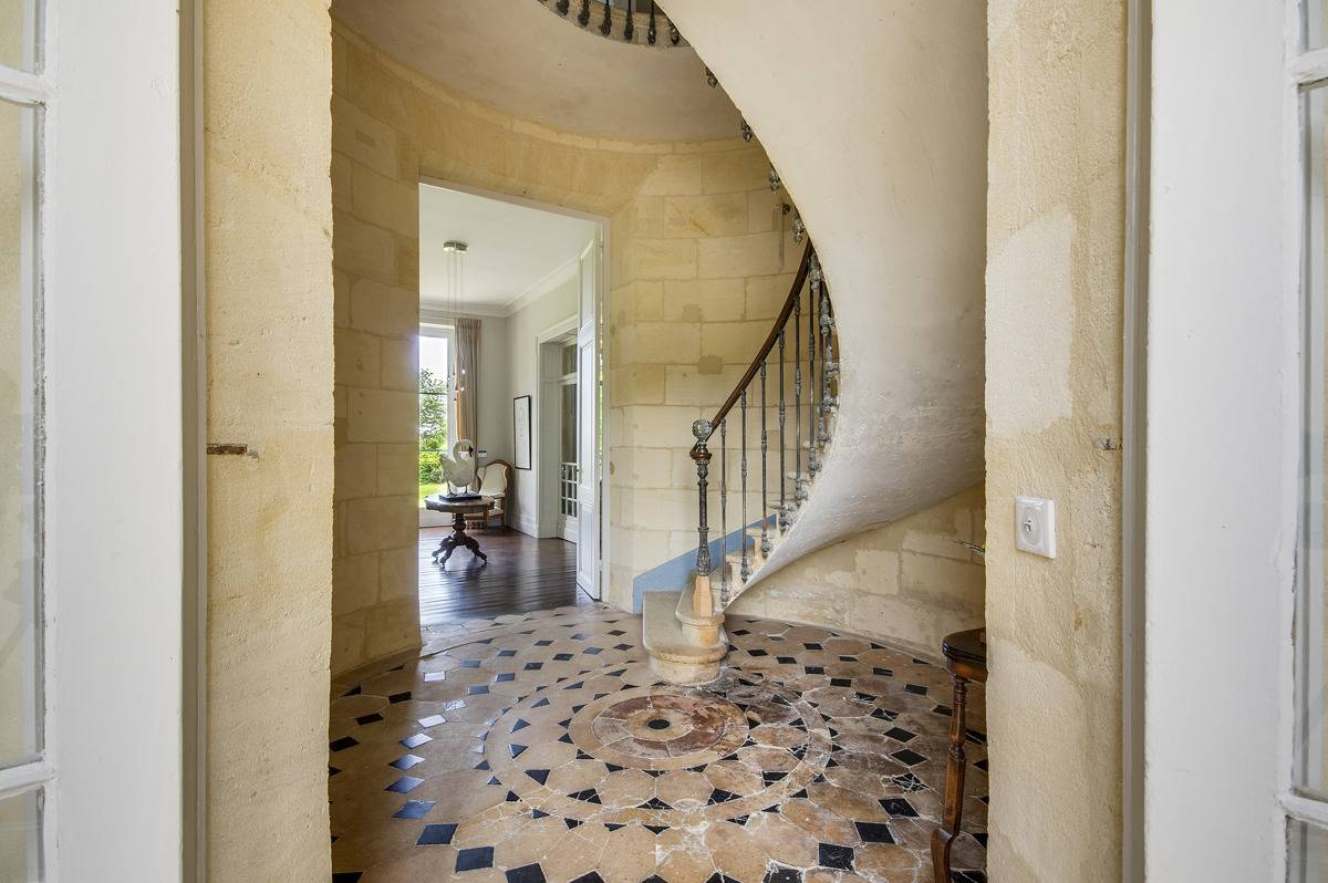 Château pour 12 personnes avec piscine in Targon, Région de Langon