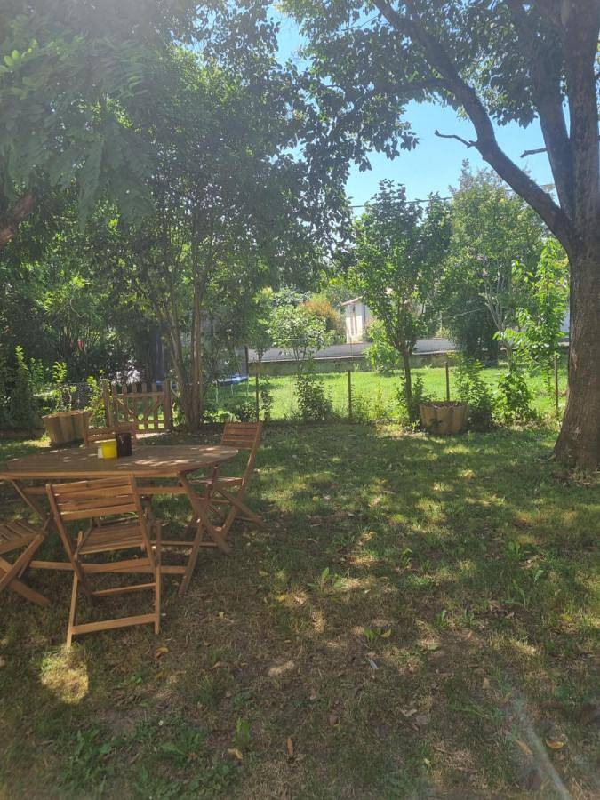 Location de vacances pour 4 personnes, avec terrasse ainsi que jardin et vue à Agen - 2