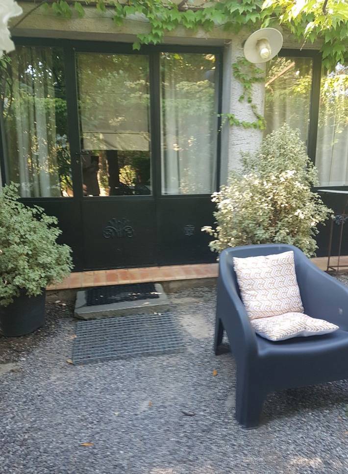 Gîte pour 2 personnes, avec piscine et jardin à Carcassonne - 2