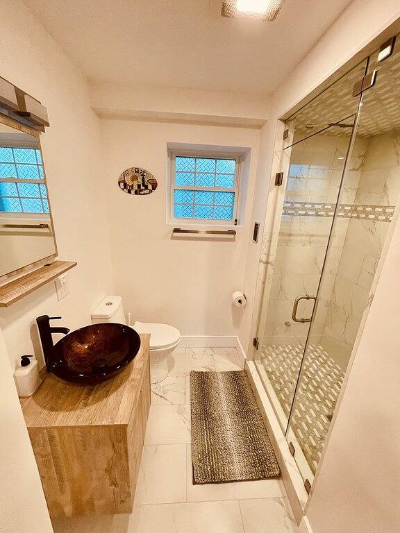 Ganze Wohnung, Upscale Unit 3 at Perrin Place in Roxbury, Boston