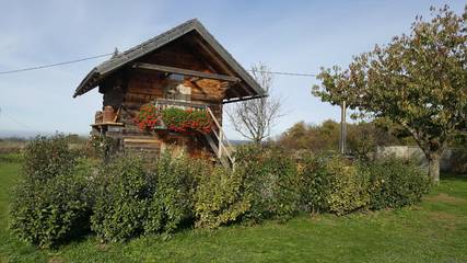 Gîte pour 2 personnes, avec terrasse ainsi que jardin et sauna dans Auvergne-Rhône-Alpes