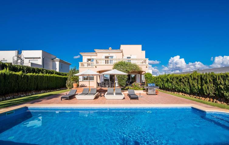 Luxus-Ferienhaus für 6 Personen, mit Terrasse in Es Trenc