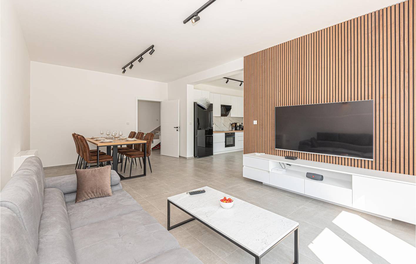 Ferienhaus für 7 Personen mit Terrasse in Bilice, Šibenik-Knin