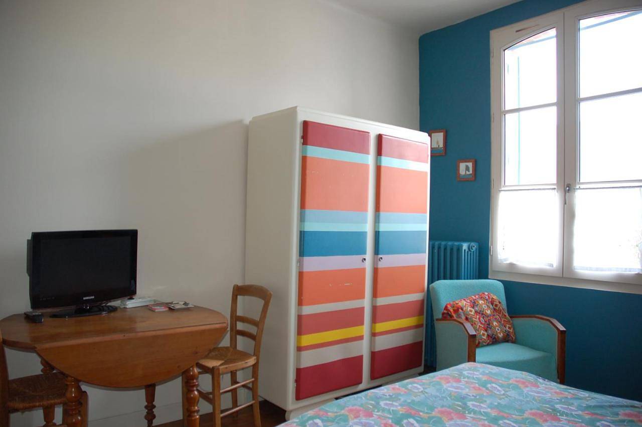 Chambre indépendante dans maison près du centre ville in Rennes, Région de Rennes