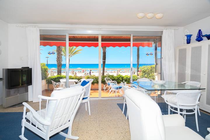 Ganze Wohnung, Uhc Piscis Apartments in Platja de Ponent (Salou), Salou