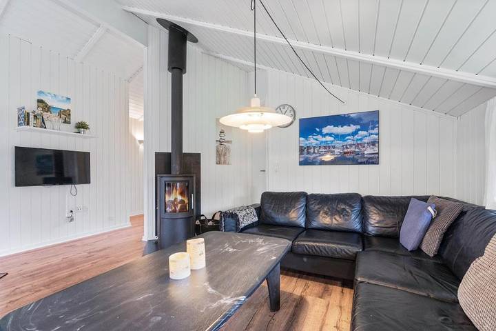 Villa für 10 Personen, mit Whirlpool und Sauna sowie Balkon/Terrasse und Pool, mit Haustier an der Westküste Dänemarks - 3