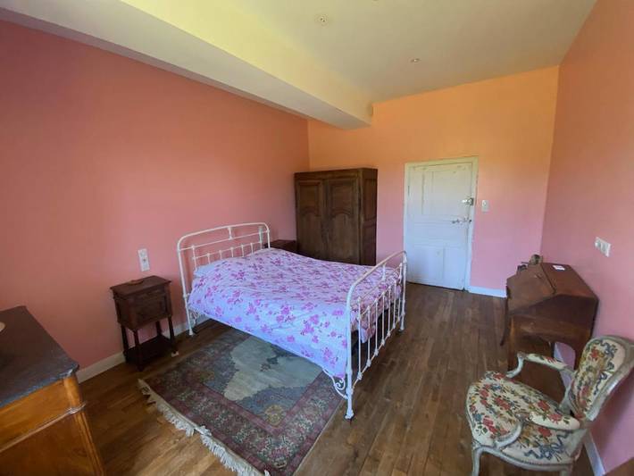 Chambre d’hôte pour 2 personnes, avec vue et piscine ainsi que jardin et vue sur le lac dans la Creuse - 4