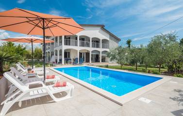 Ferienwohnung für 2 Personen, mit Garten und Terrasse in Nova Vas