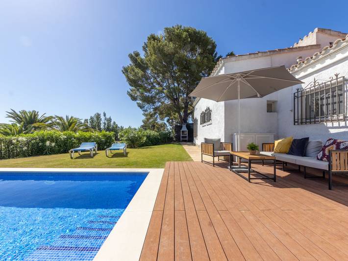 Casa para 6 personas, con sauna además de jardín y terraza en Cambrils
