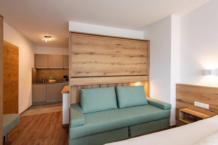 Ferienwohnung für 4 Personen, mit Balkon und Terrasse sowie Garten und Ausblick in Kössen - 4
