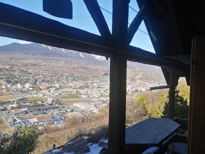 Gîte pour 5 personnes, avec terrasse et jardin à Sion - 4