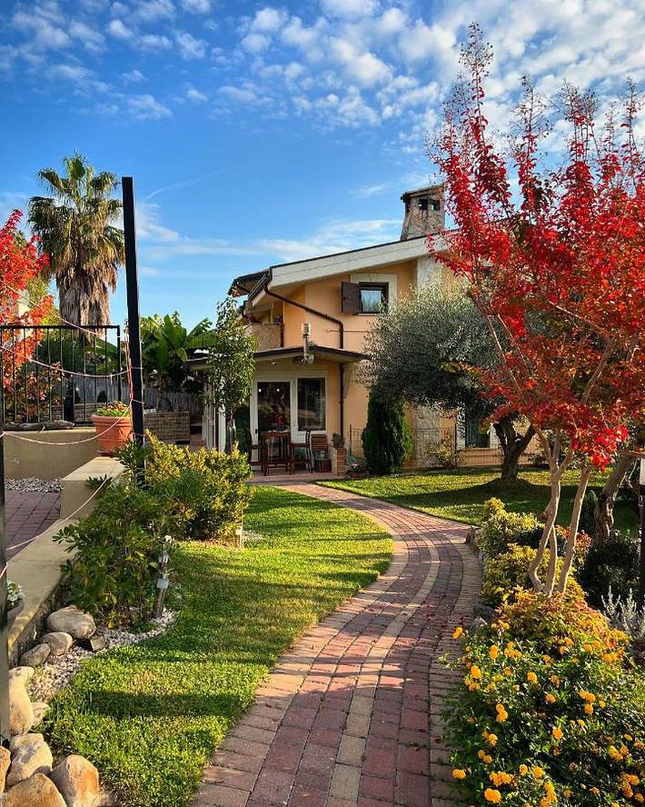 B&b per 3 persone, con panorama e giardino a Pescara