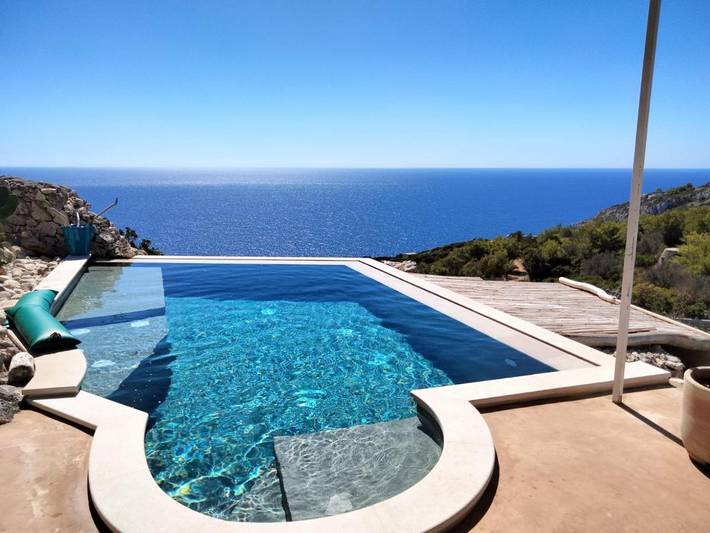 Villa per 4 persone, con panorama e piscina nonché balcone e giardino a Gagliano del Capo