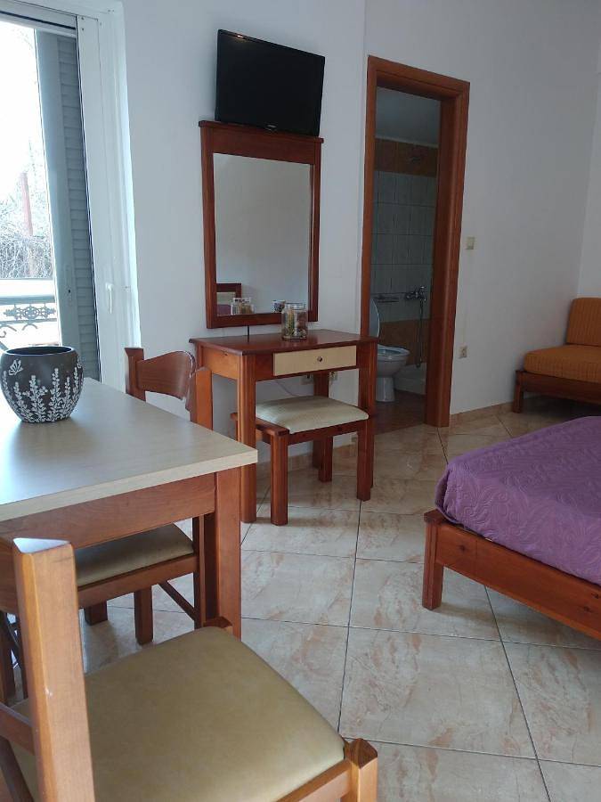 Ferienwohnung für 2 Personen, mit Terrasse und Ausblick - 1