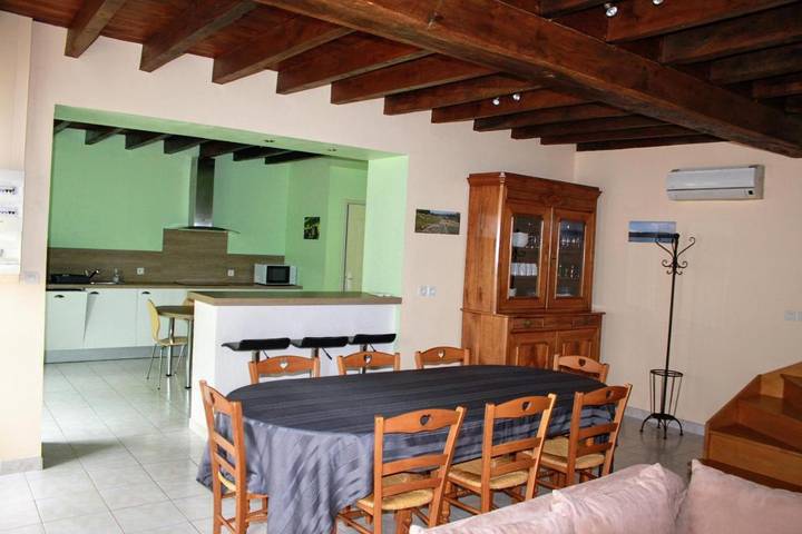 Location de vacances pour 8 personnes, avec jardin et vue à Hambers - 4