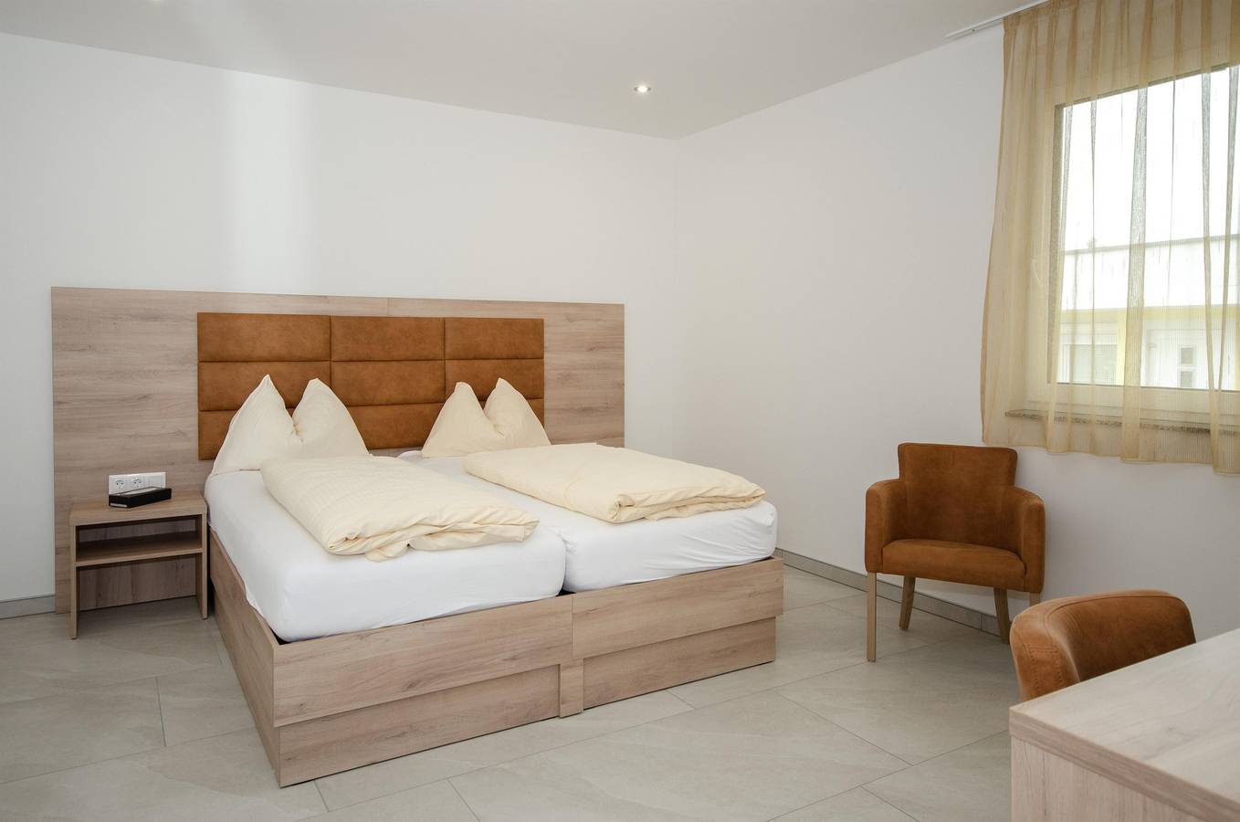 Ganze Ferienwohnung, Ferienwohnung**** 140 Modern 4 Schlafzimmer in Pesenthein am Millstätter See, Millstatt