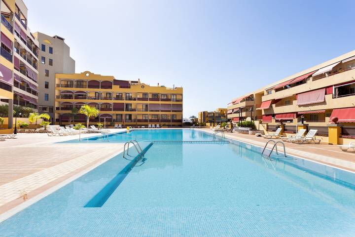 Apartamento de vacaciones para 3 personas, con terraza y piscina - 1