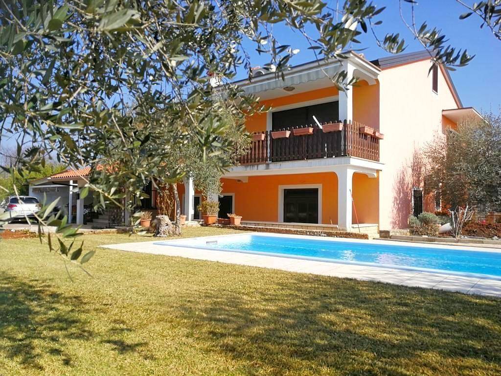 Cijeli apartman, Apartman in Umaška regija