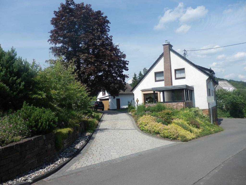 "Hundhauser Berg" barrierefrei in Windeck, Windecker-Ländchen