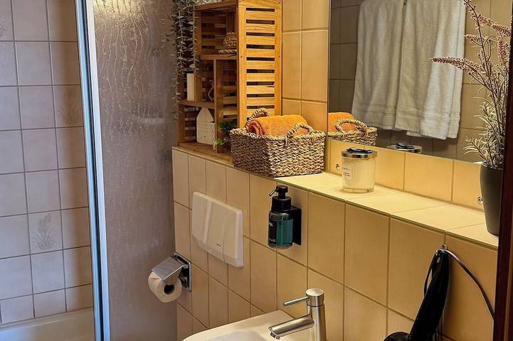 Ferienwohnung für 3 Personen, mit Garten und Balkon, mit Haustier in Häusern - 4