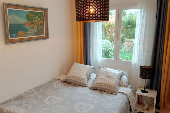 Location de vacances pour 8 personnes, avec piscine ainsi que jacuzzi et jardin à Pomérols - 4