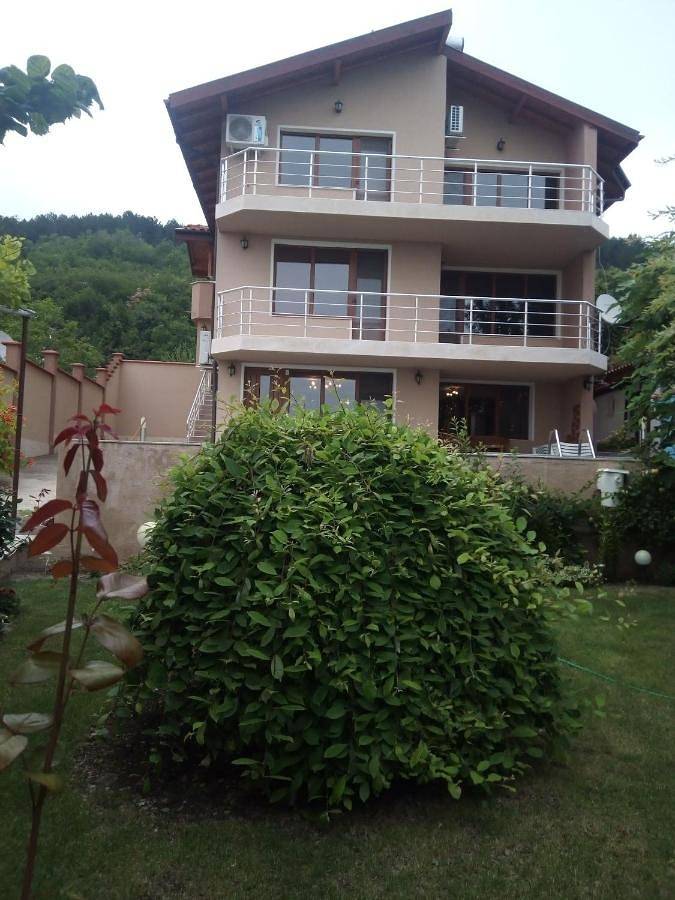 Villa pour 4 personnes, avec vue ainsi que piscine et jardin en Bulgarie - 3