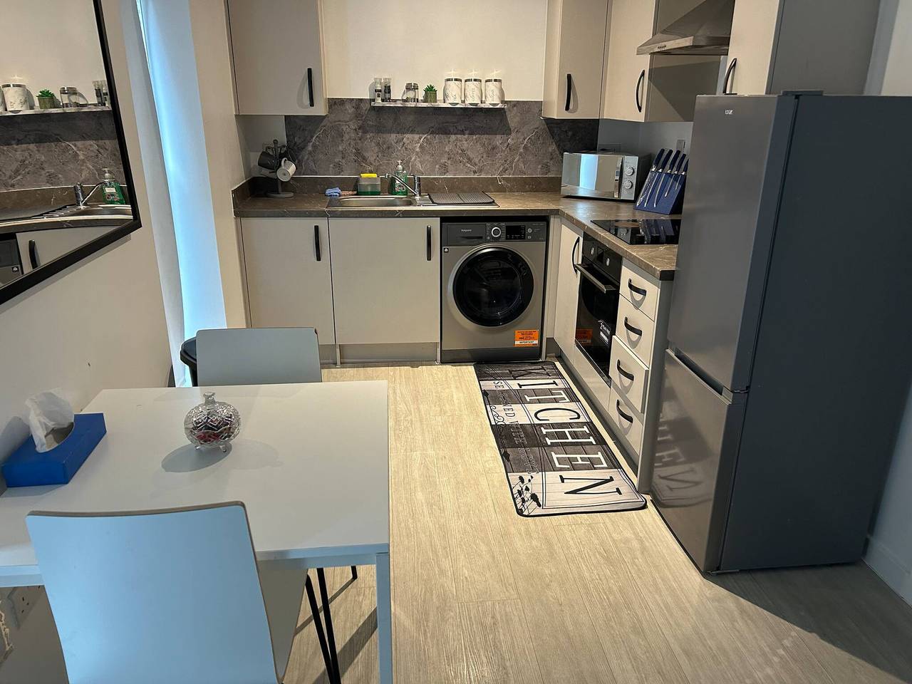 Appartement entier, Appartement Pristine & Cozy de 3 chambres et 2 salles de bain dans un excellent emplacement in Coventry, Région de Birmingham