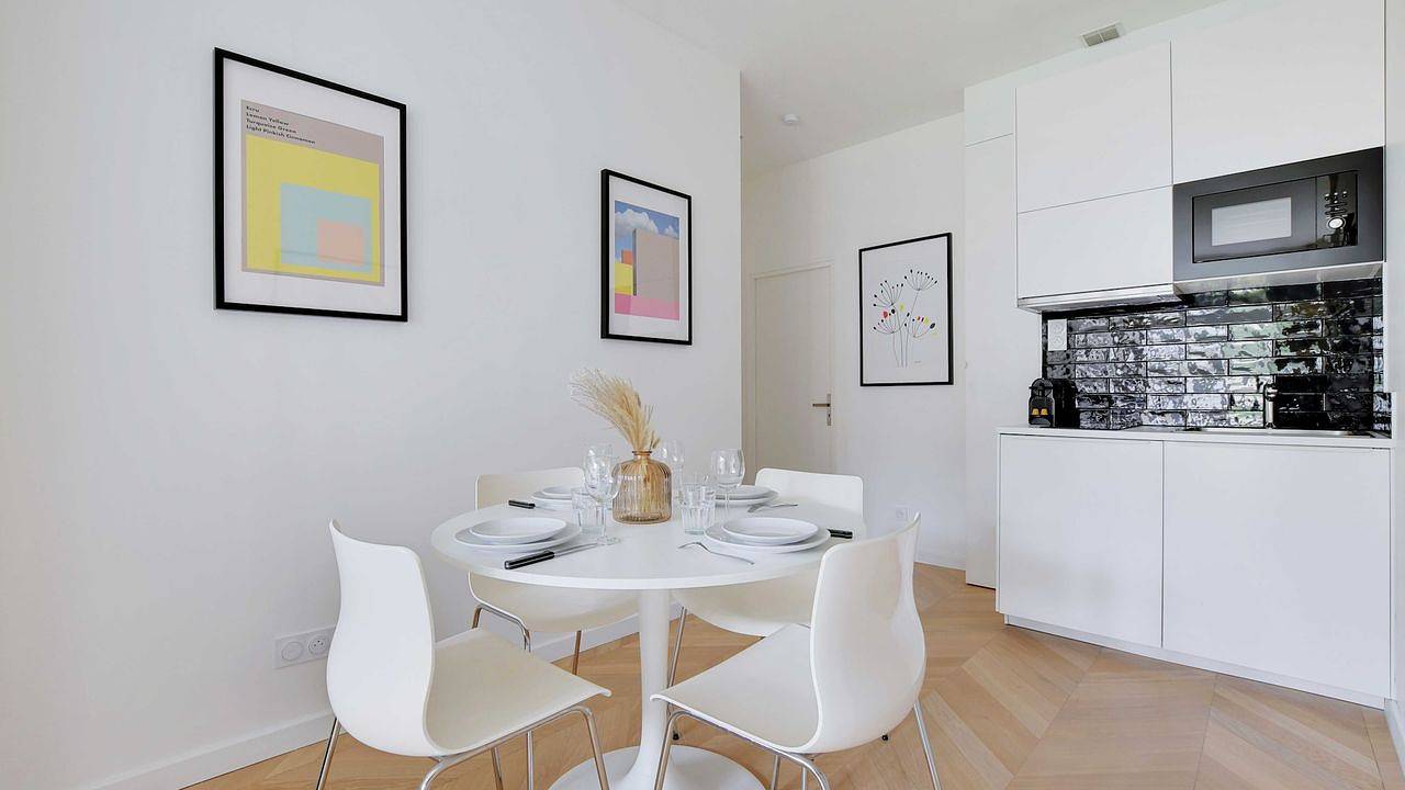 Location De Vacances pour 4 Personnes dans Nanterre, Hauts-de-Seine