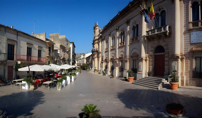Appartement entier, Appartement avec balcon, Wi-Fi et climatisation in Scicli, Province de Ragusa