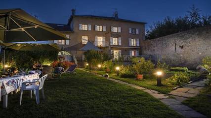 Chambre d’hôte pour 3 personnes, avec terrasse et jardin dans Neufchâteau